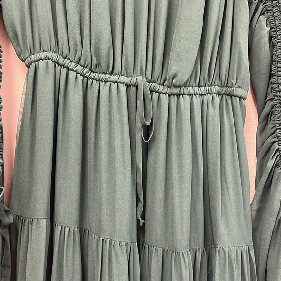 Noelle gathered silk midi dress - Picture 6 of 10